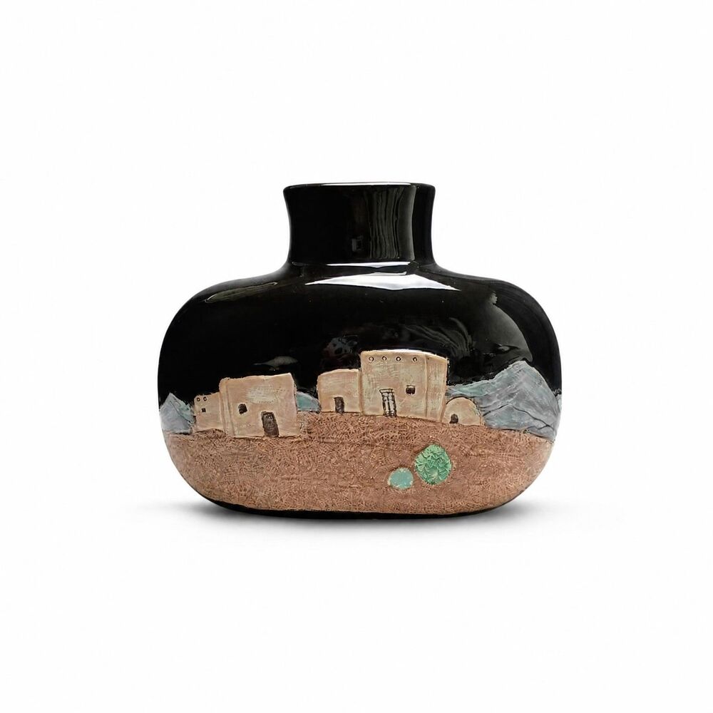 Vintage Fred W. Hellesen Southwestern Studio Art Vase, Pueblo Desert Scene